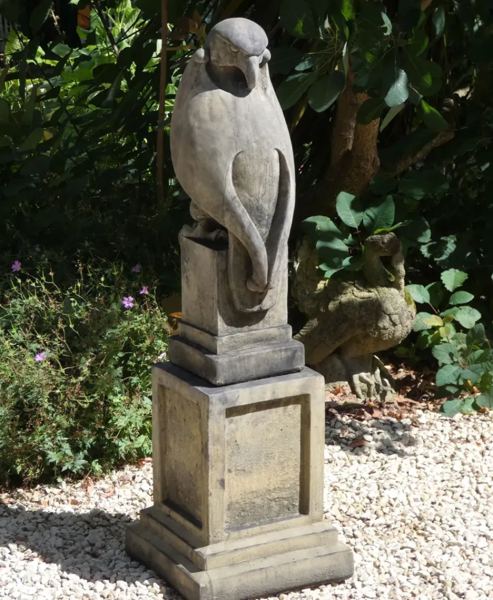 Eagles|Modern^Statues & Sculptures Eagle on Plain Pedestal Modern Stone Garden Statue