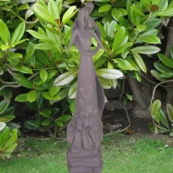 Modern^Statues & Sculptures Embracing Lovers 81cm Modern Poly Resin Garden Statue