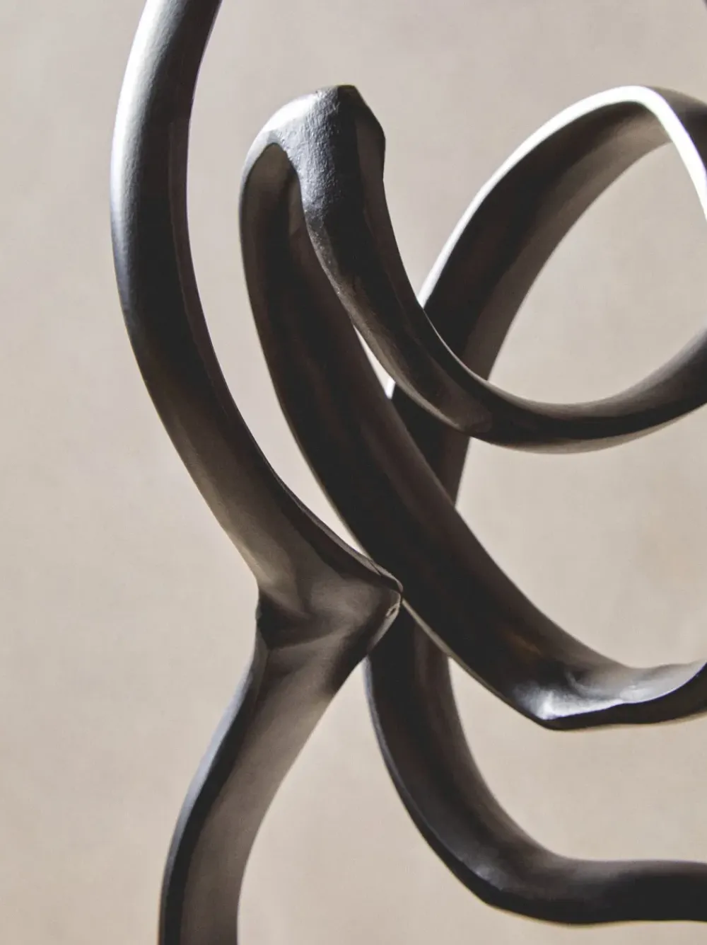 Table Top|Abstract^Statues & Sculptures Mystical Grace 60cm Black Metal Indoor Sculpture